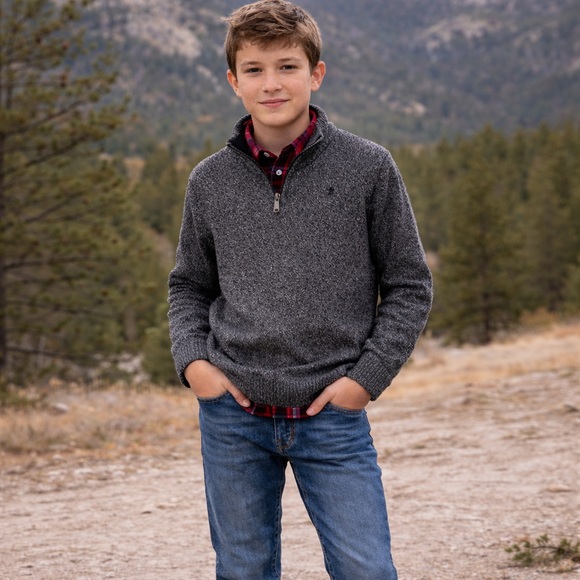 Izod Other - IZOD Boys Quarter Zip Sweater XL (18-20) Gray Knit Pullover